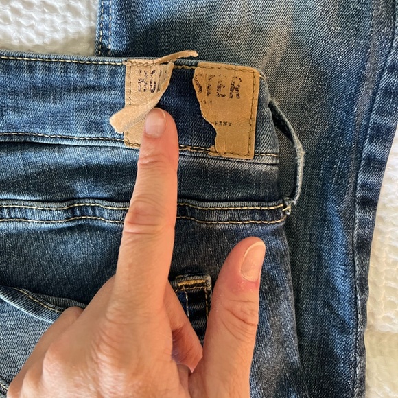 Hollister: Skinny Classic Blue Denim Jeans: Size 11R - Picture 6 of 8